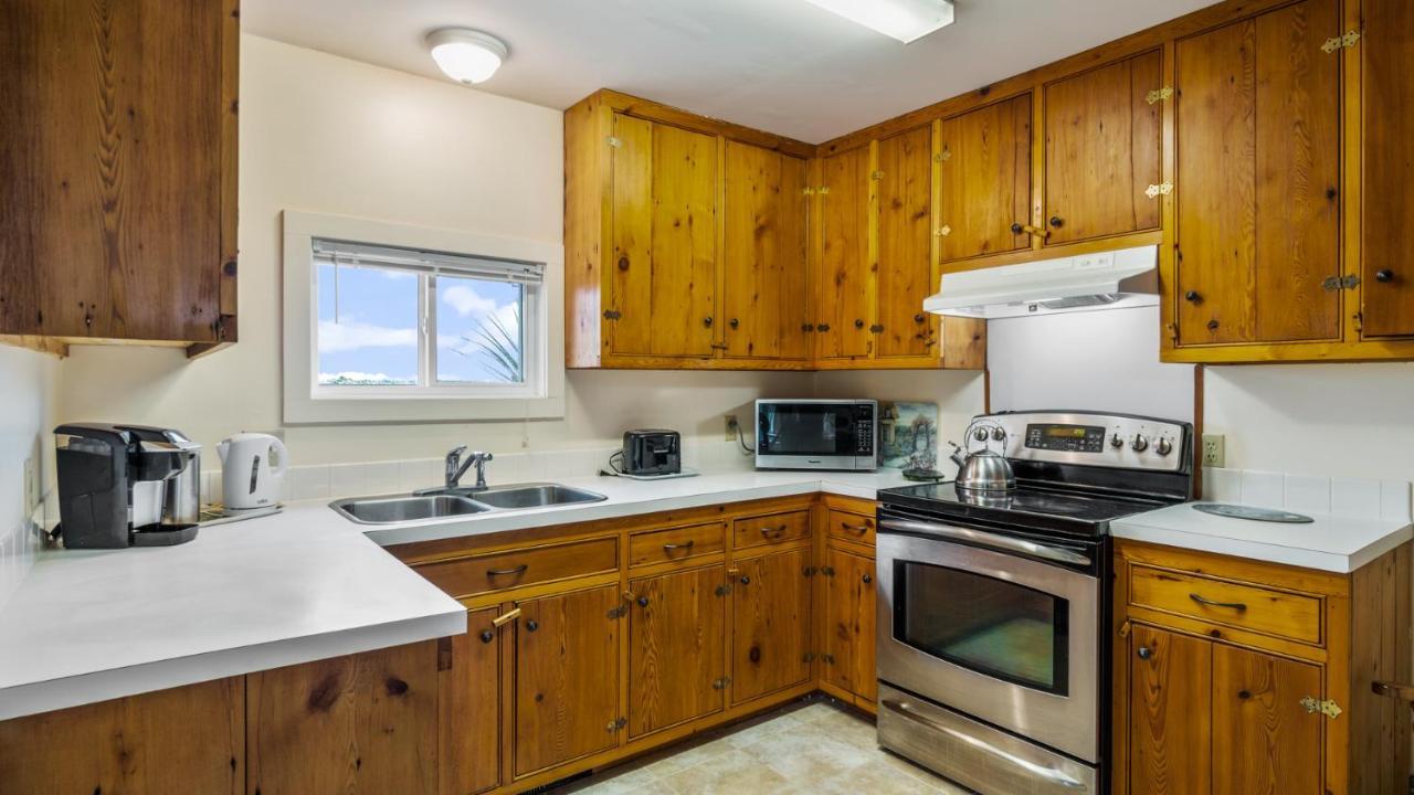 Bayview Pines Country Inn B&B マホン・ベイ エクステリア 写真